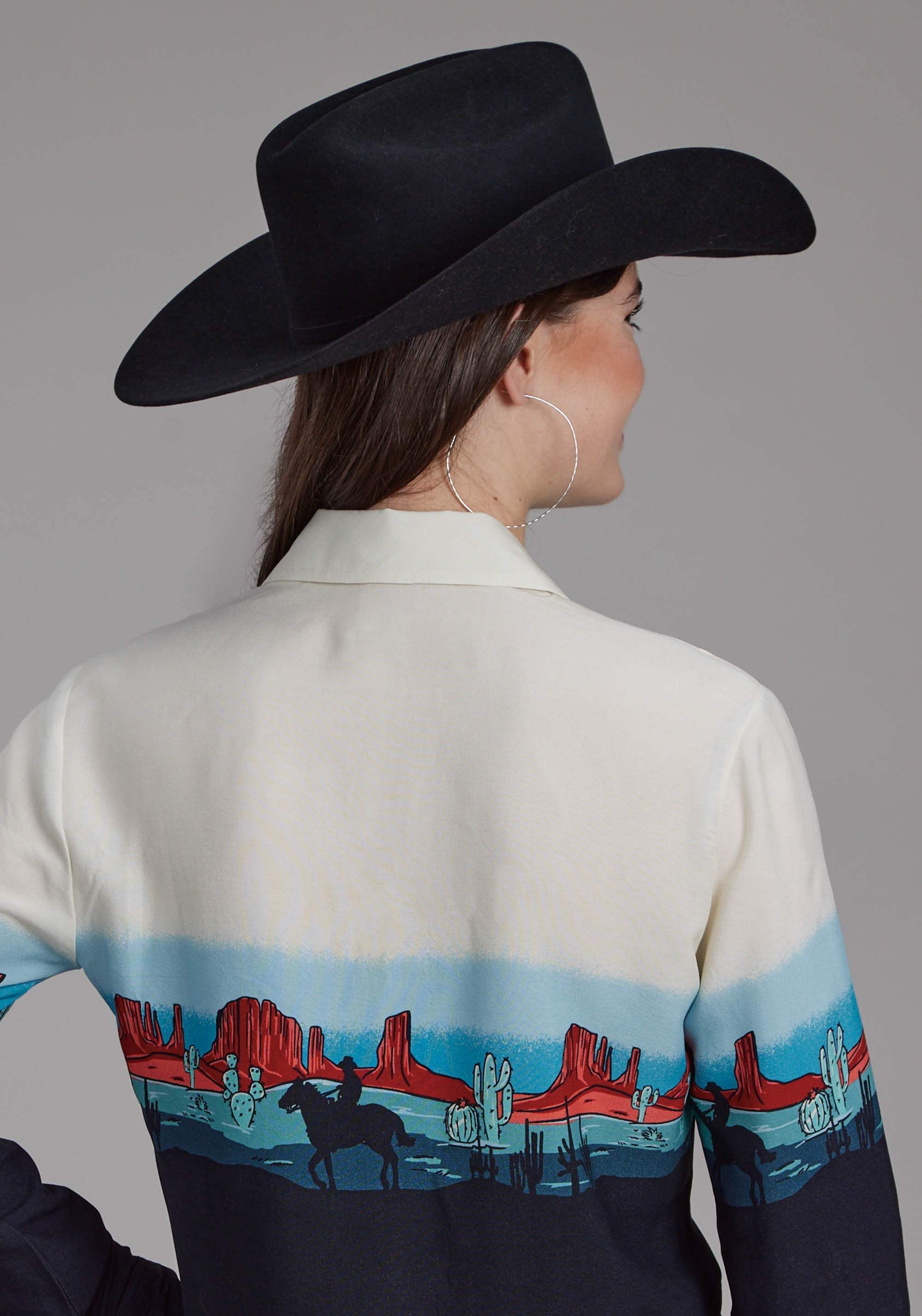 Roper Womens Western Border Printed Rayon Long Sleeve Snap Western Shirt - Roper - Flyclothing LLC