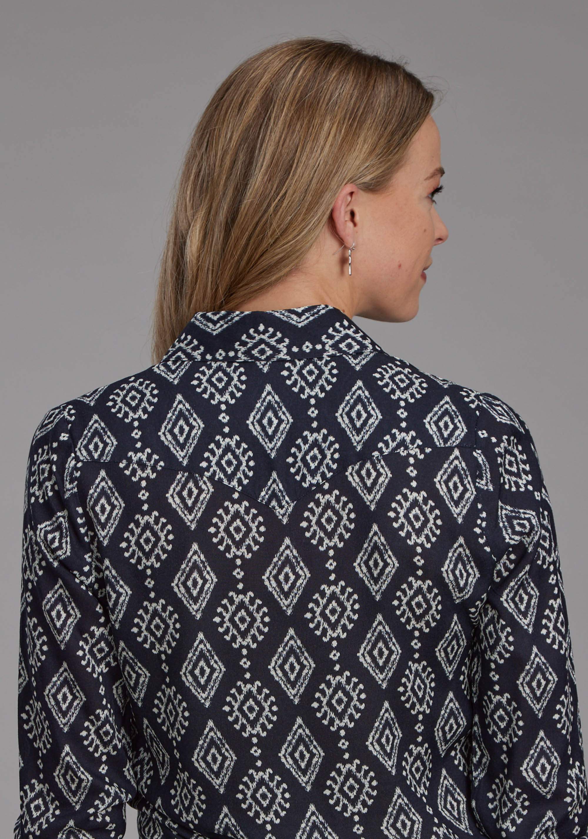 Roper Womens Black Cream Ikat Print Rayon Long Sleeve Button Western Shirt - Roper - Flyclothing LLC