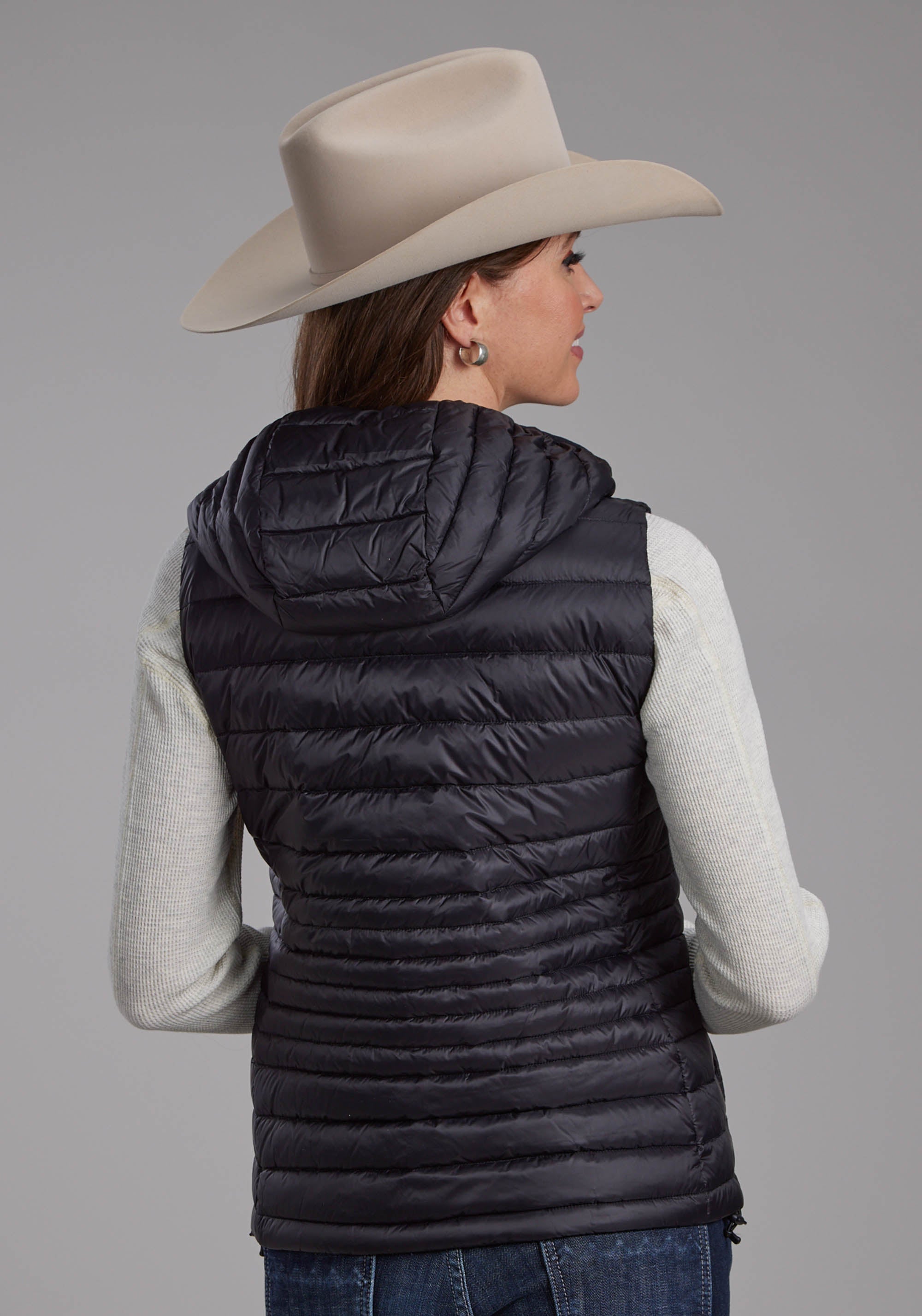 Roper Womens Black Nylon Down Proof Coated Zipper Vest