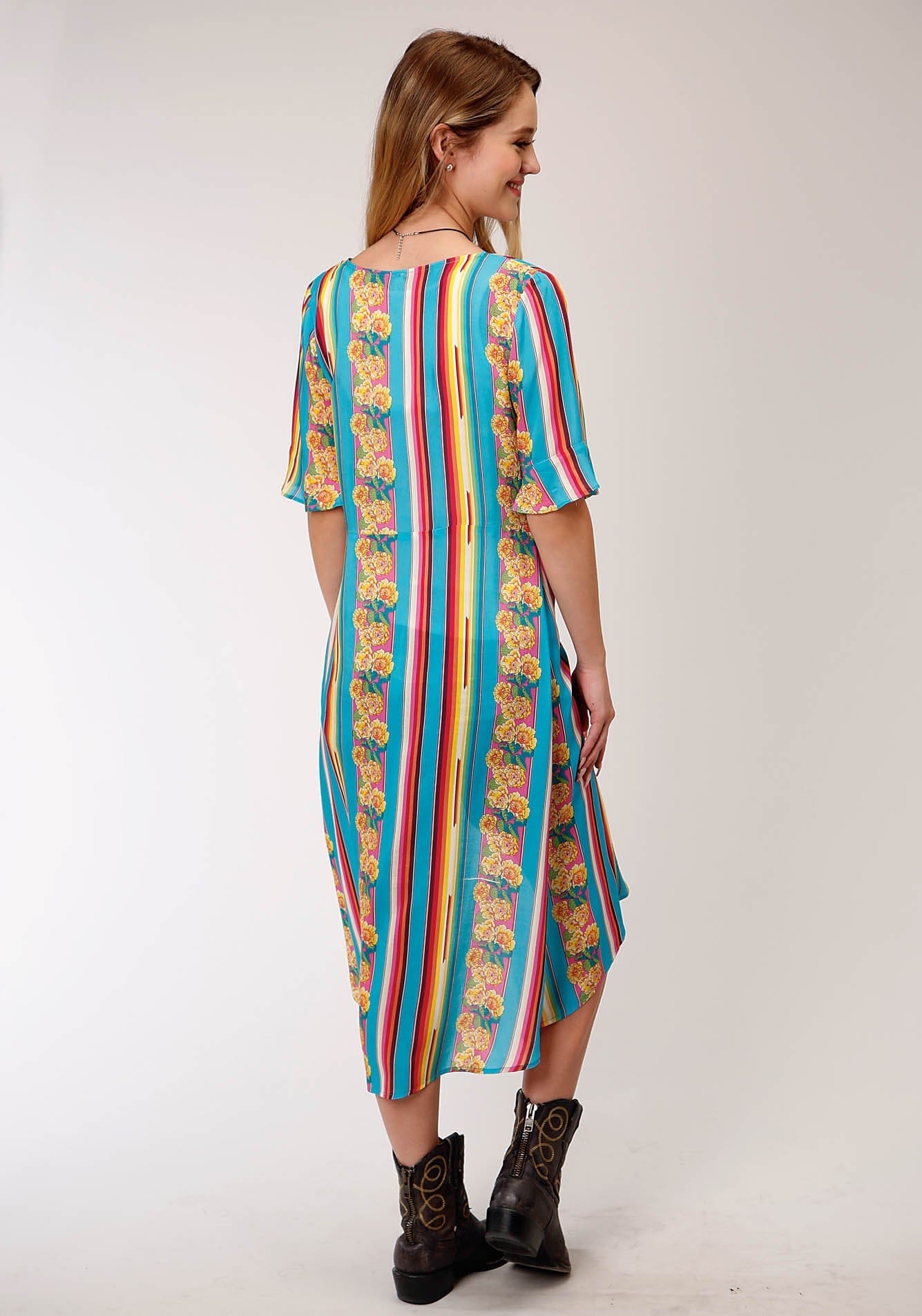 Roper Womens Blue Yellow And Red Serape Print Short Sleeve Cardigan - Roper