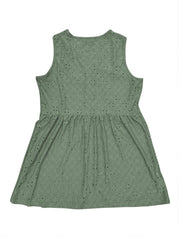 Full Size Eyelet Button Up V-Neck Tank - Trendsi