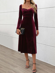 Perfee Sweetheart Neck Long Sleeve Midi Dress - Trendsi