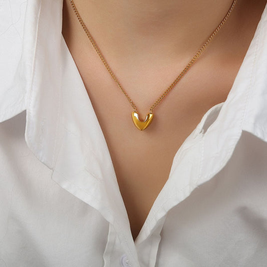 Gold-Plated Heart Pendant Necklace - Trendsi