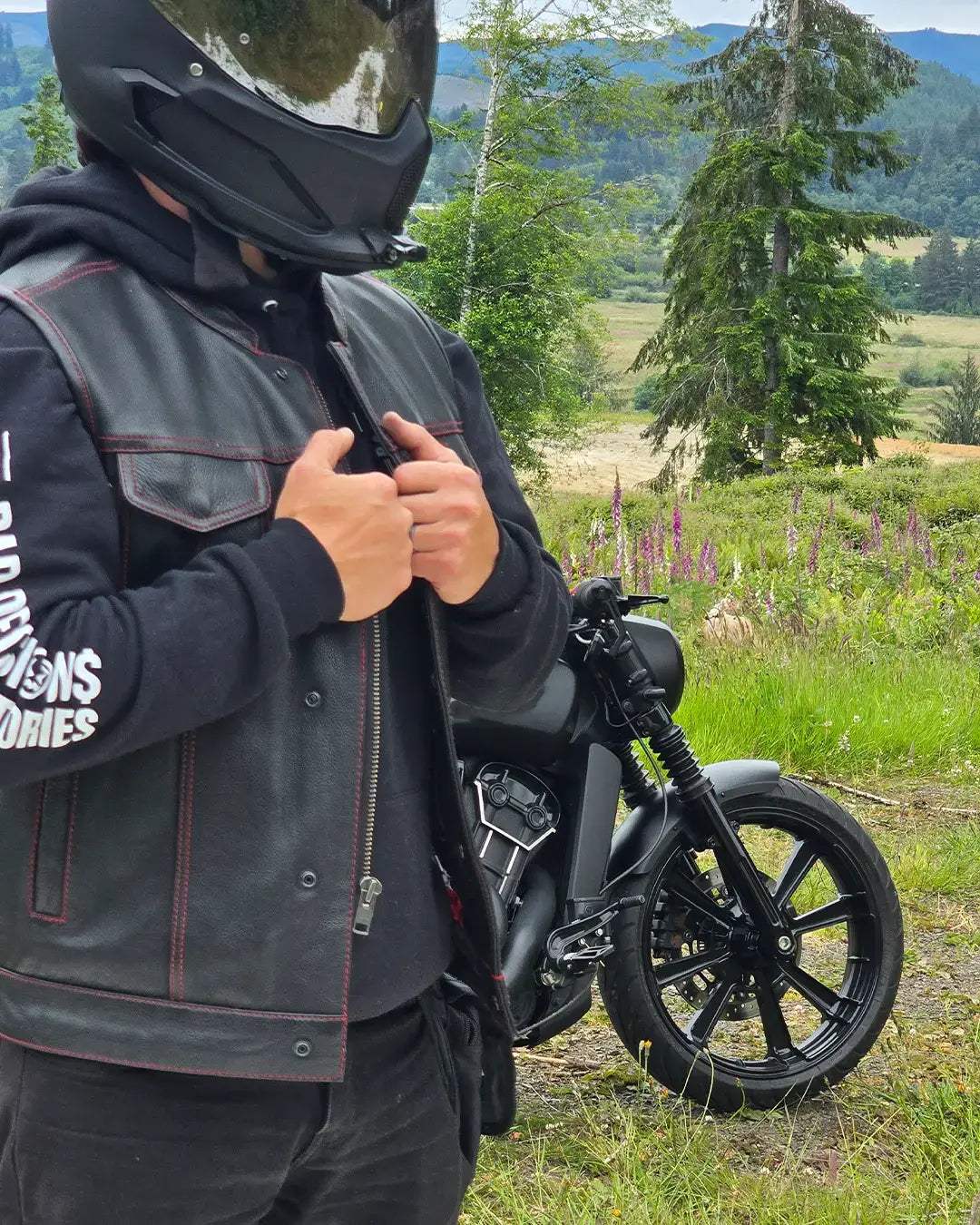 Born Free Men's Leather Motorcycle Leather Vest - Red Stitch - First Manufacturing Company - Flyclothing LLC