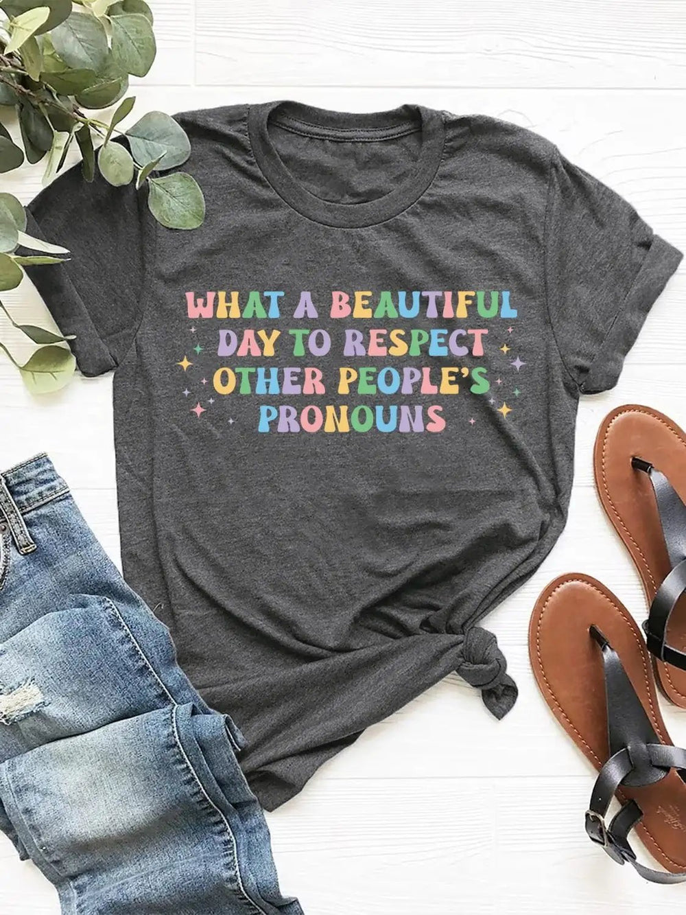 Letter Graphic Round Neck Short Sleeve T-Shirt - Trendsi