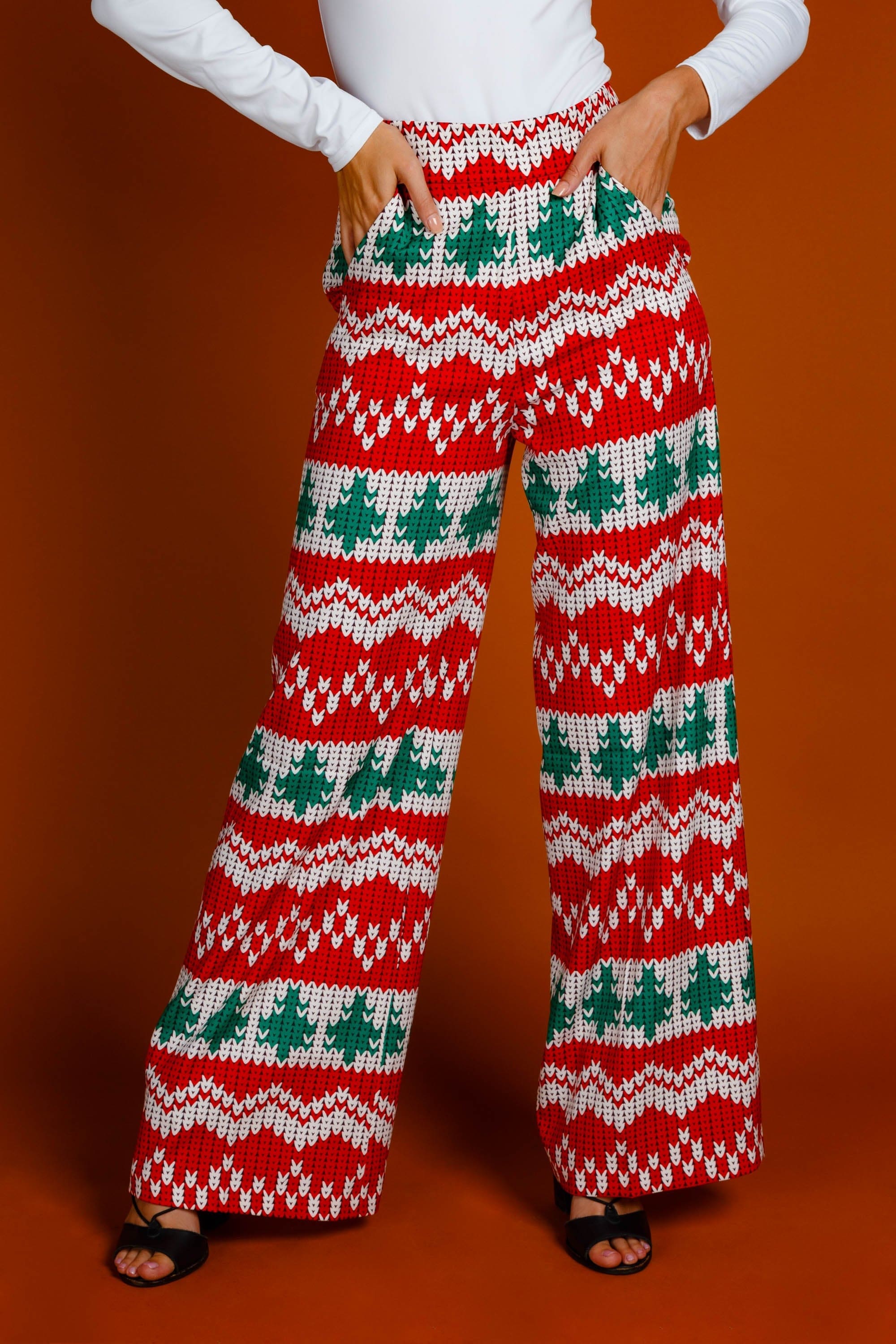 The Red Ryder | Women's Knit Print Christmas Pant - Shinesty