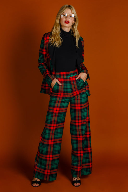 The Lincoln Log Love Lady | Women's Green Plaid Christmas Pants - Shinesty
