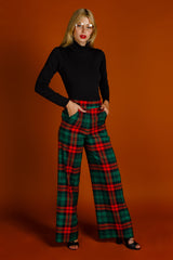 The Lincoln Log Love Lady | Women's Green Plaid Christmas Pants - Shinesty