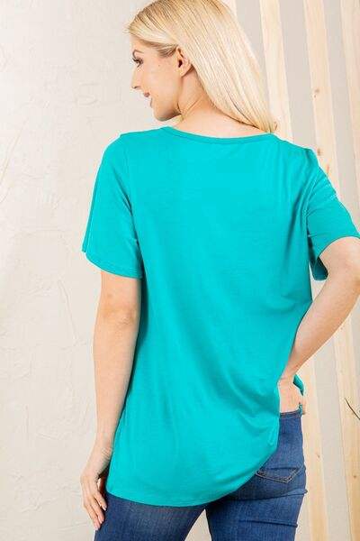 Heimish Full Size Leopard Lip Round Neck Short Sleeve T-Shirt Plus Size - Trendsi - Flyclothing LLC
