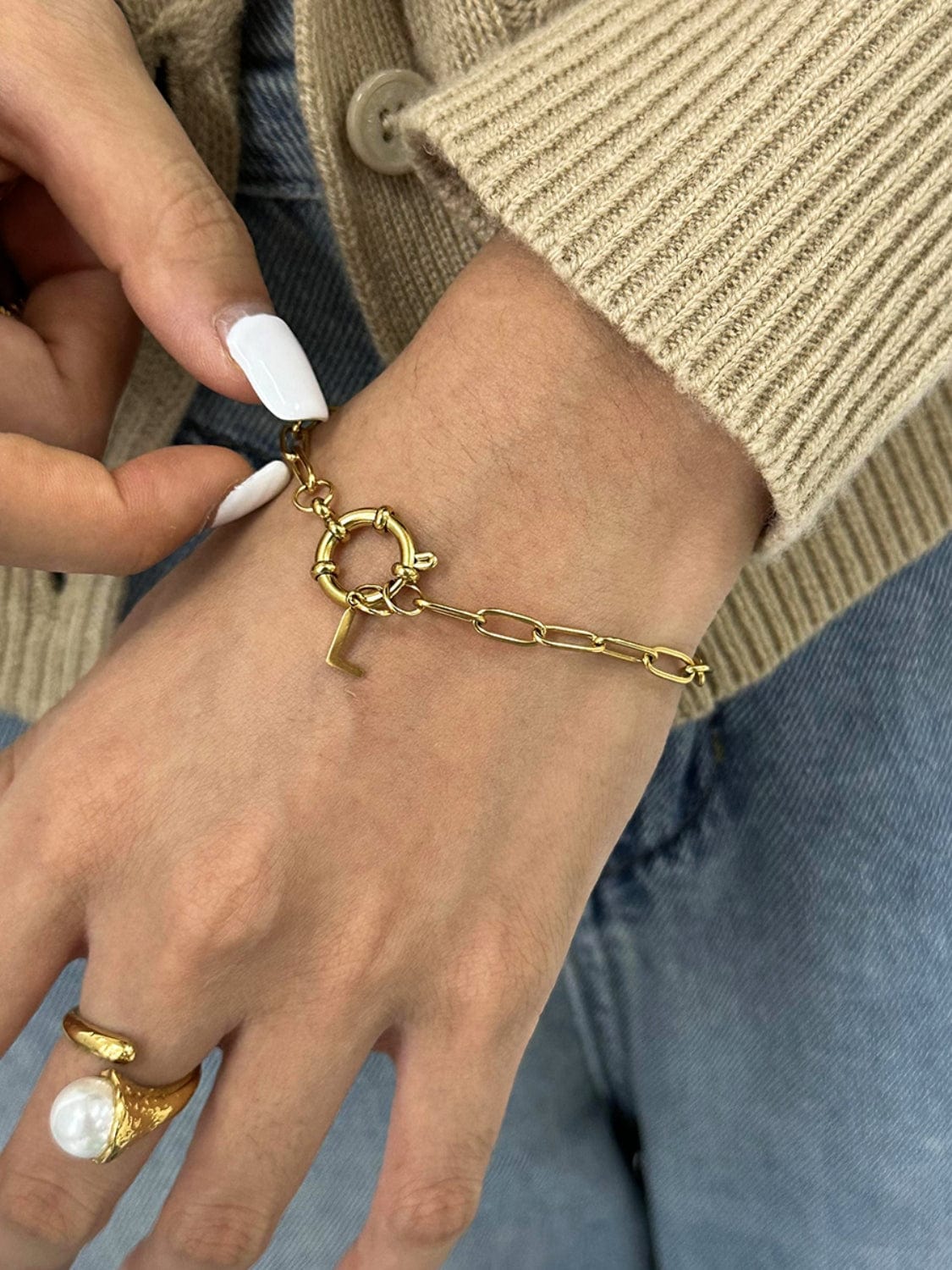 18K Gold-Plated Stainless Steel Letter L Bracelet - Trendsi