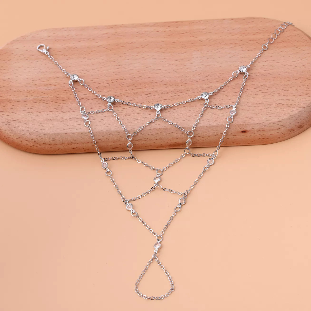 Elegant Gold Chain Hand Bracelet with Rhinestone Accents - Trendsi - Flyclothing LLC