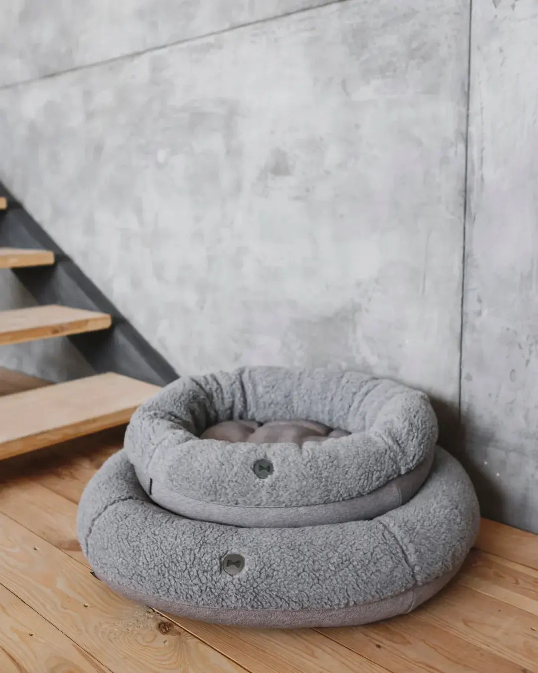 Chester & Lee | Furry Gray Donut Dog Bed - Chester & Lee - Flyclothing LLC