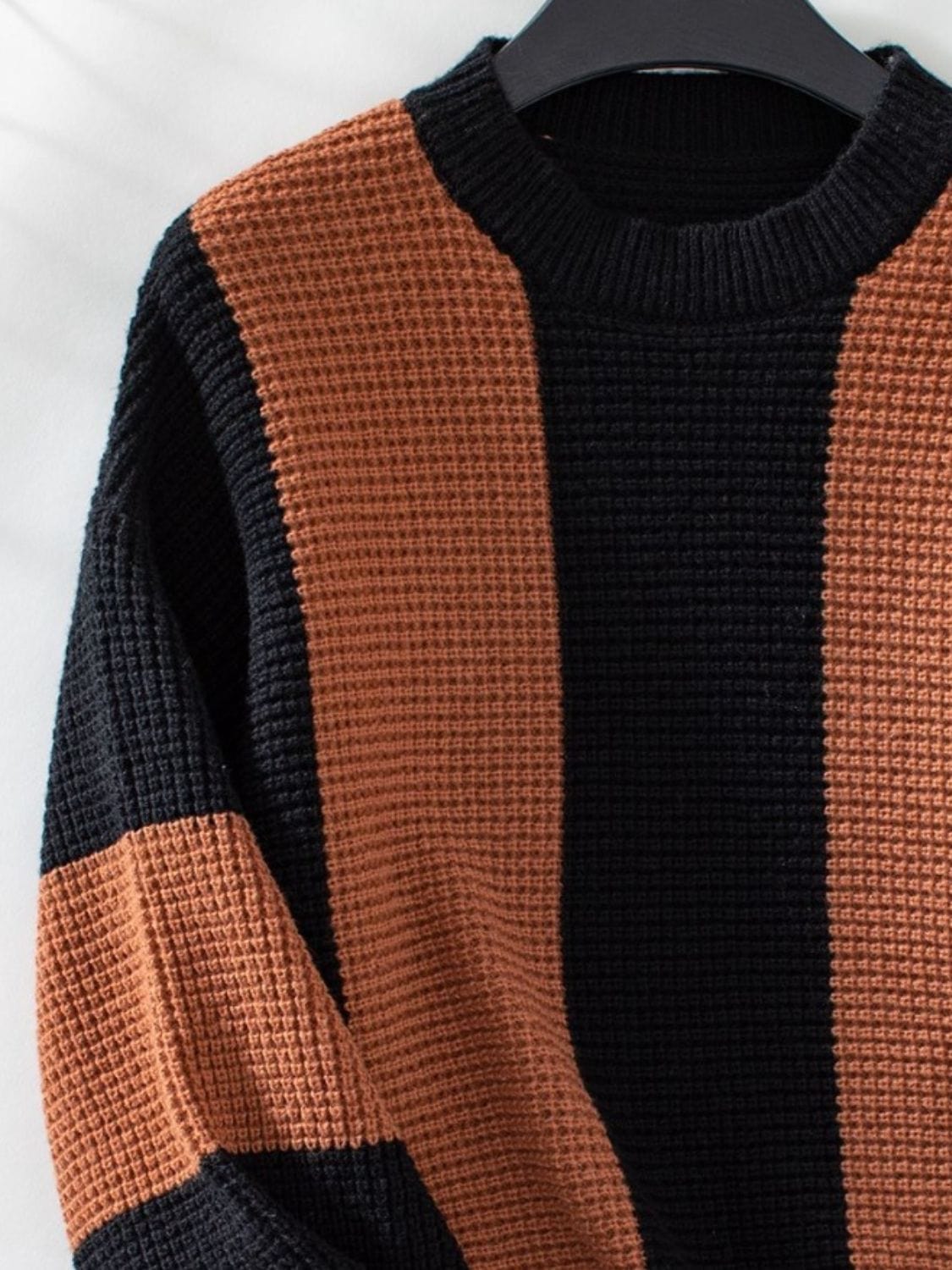 Color Block Round Neck Long Sleeve Sweater - Trendsi