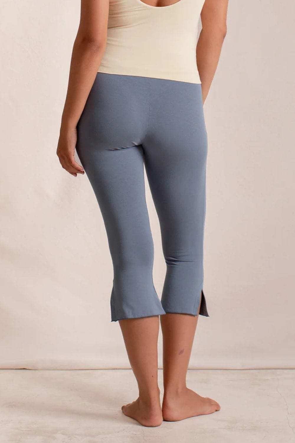 Side Slit Capris Leggings - Trendsi - Flyclothing LLC