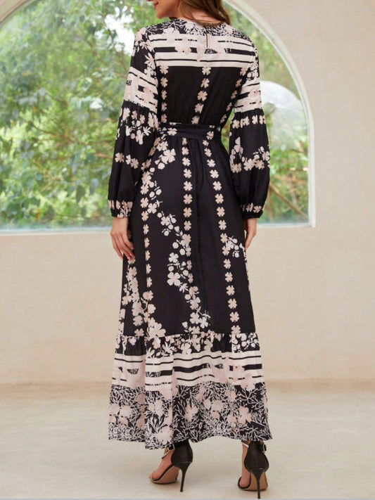 Printed Round Neck Long Sleeve Maxi Dress with Pockets - Trendsi