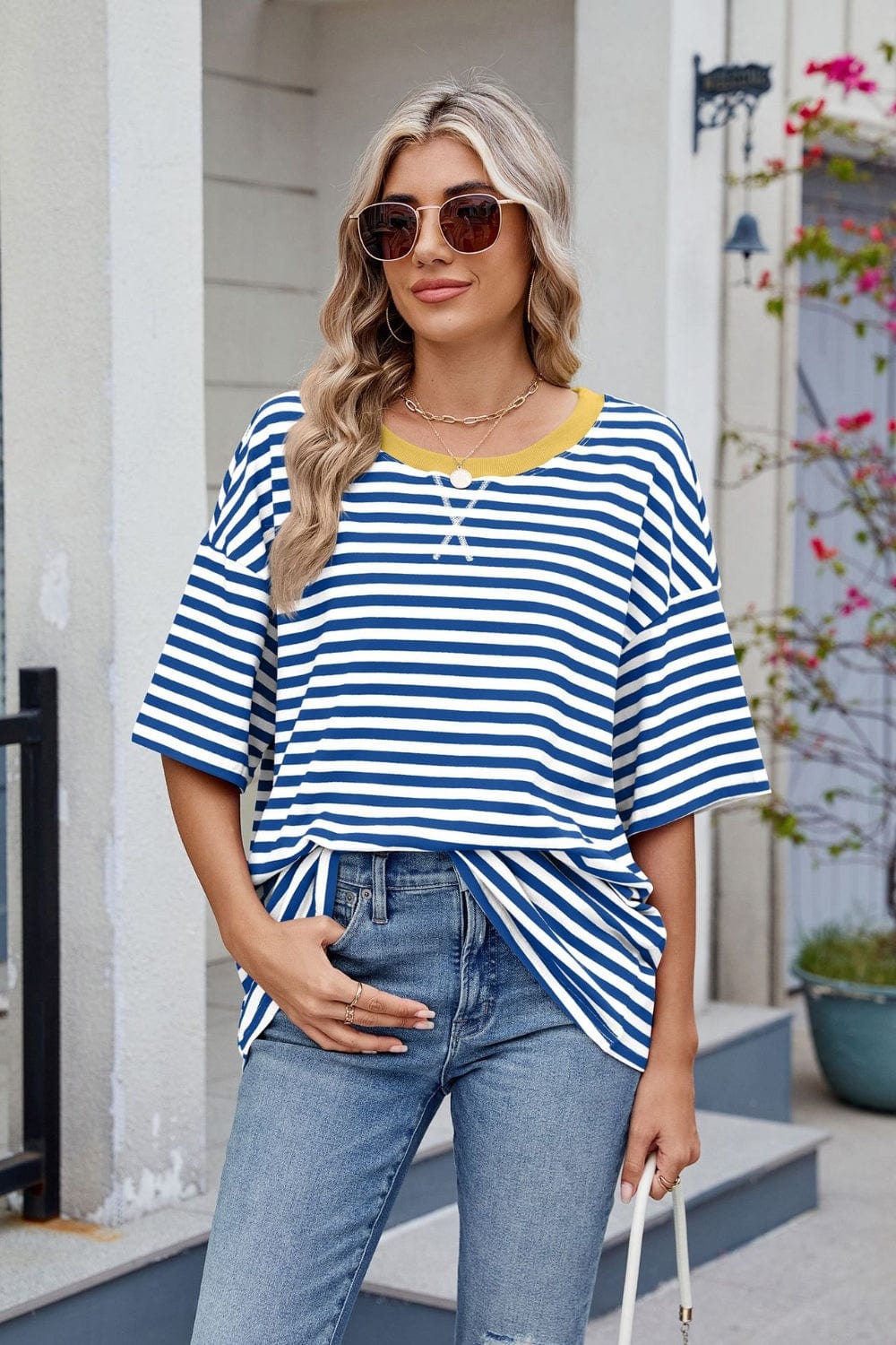Contrast Striped Round Neck Half Sleeve T-Shirt - Trendsi