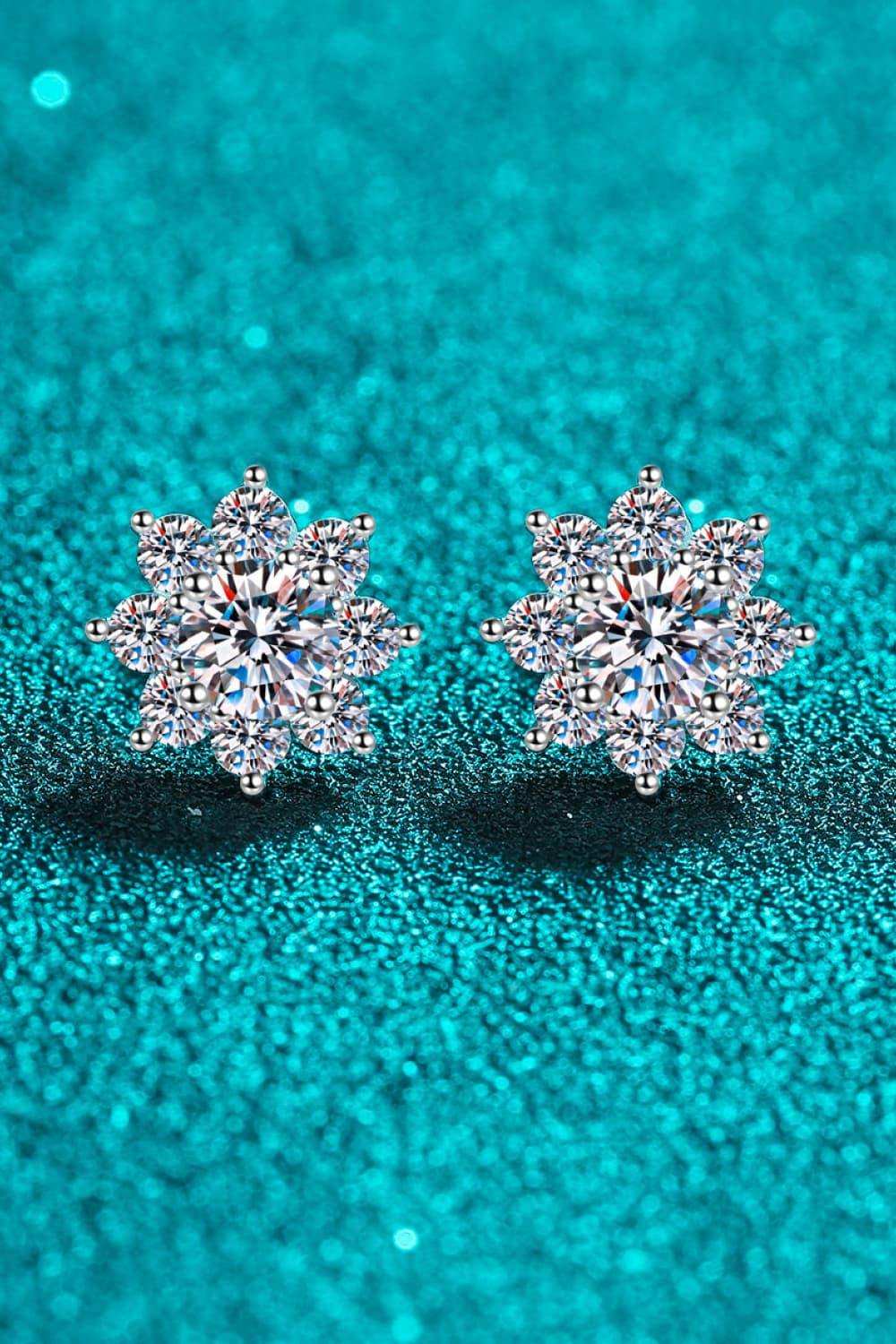 1 Carat Moissanite 925 Sterling Silver Flower Earrings - Trendsi - Flyclothing LLC