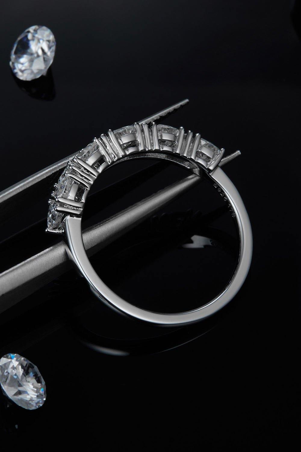 1 Carat Moissanite 925 Sterling Silver Half-Eternity Ring - Trendsi