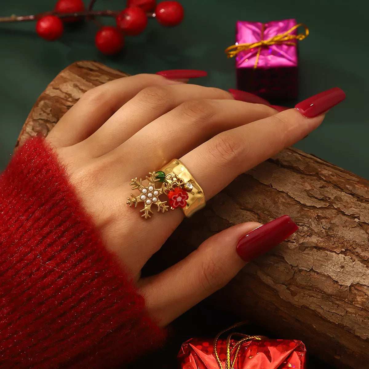 18K Gold-Plated Christmas Charm Ring - Trendsi - Flyclothing LLC