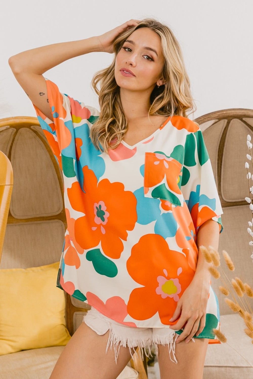 BiBi Floral V Neck Slit Side T-Shirt - Trendsi