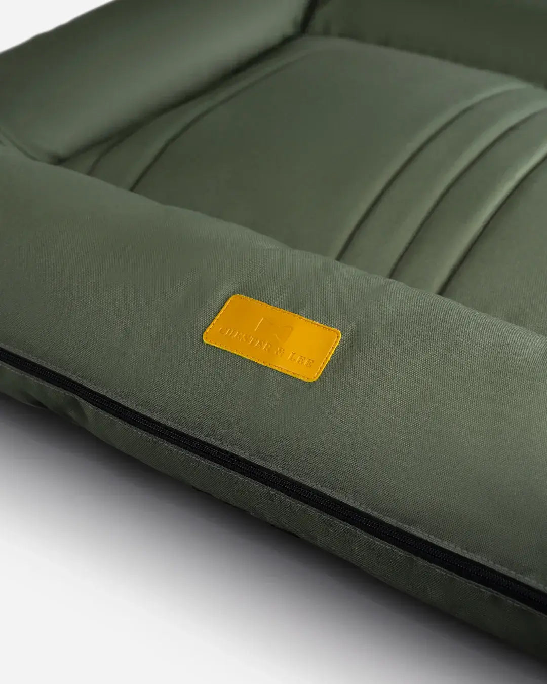 Chester & Lee | Waterproof Lounger Dog Bed Green - Chester & Lee - Flyclothing LLC