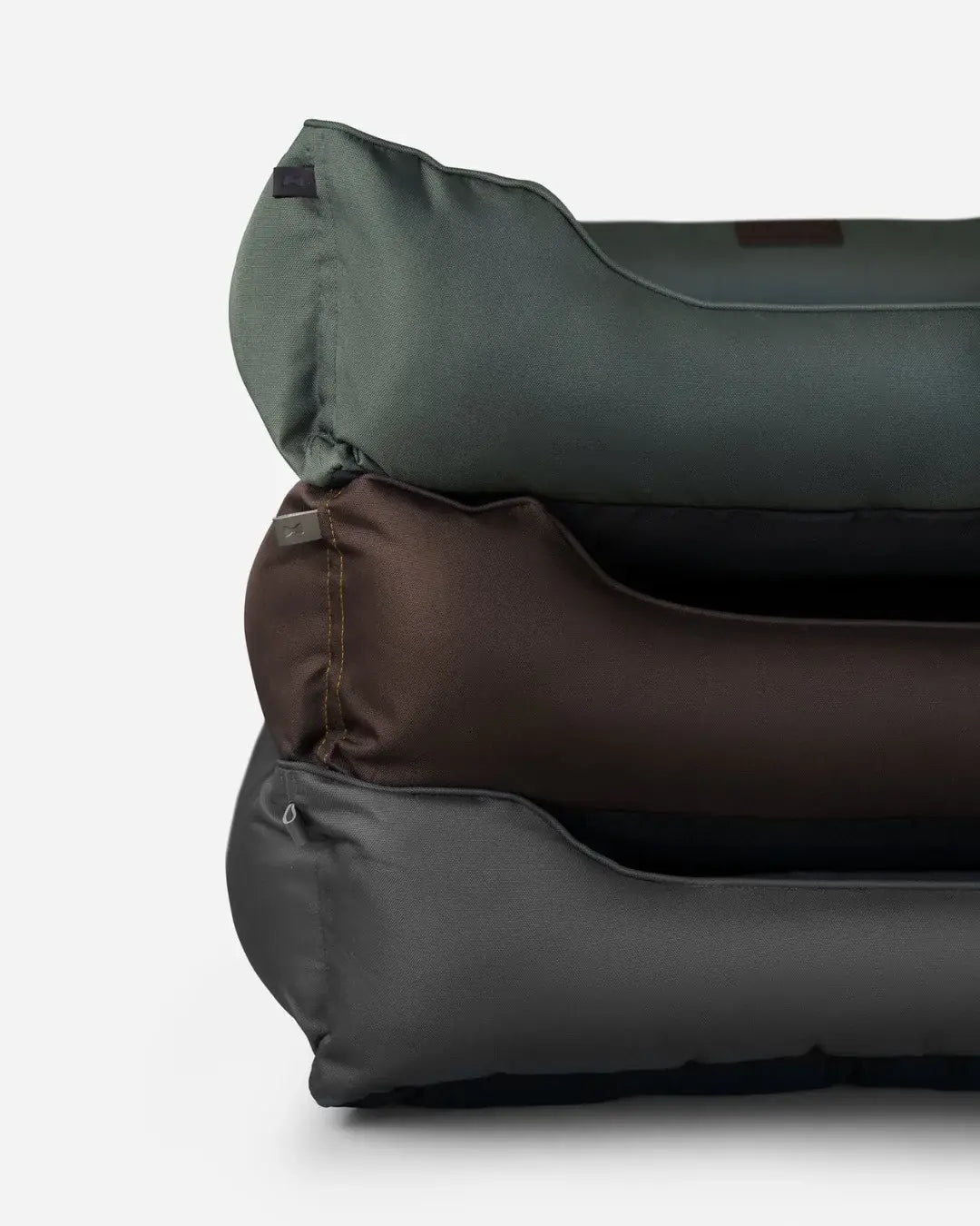Chester & Lee | Waterproof Sleeper Dog Bed Green - Chester & Lee - Flyclothing LLC