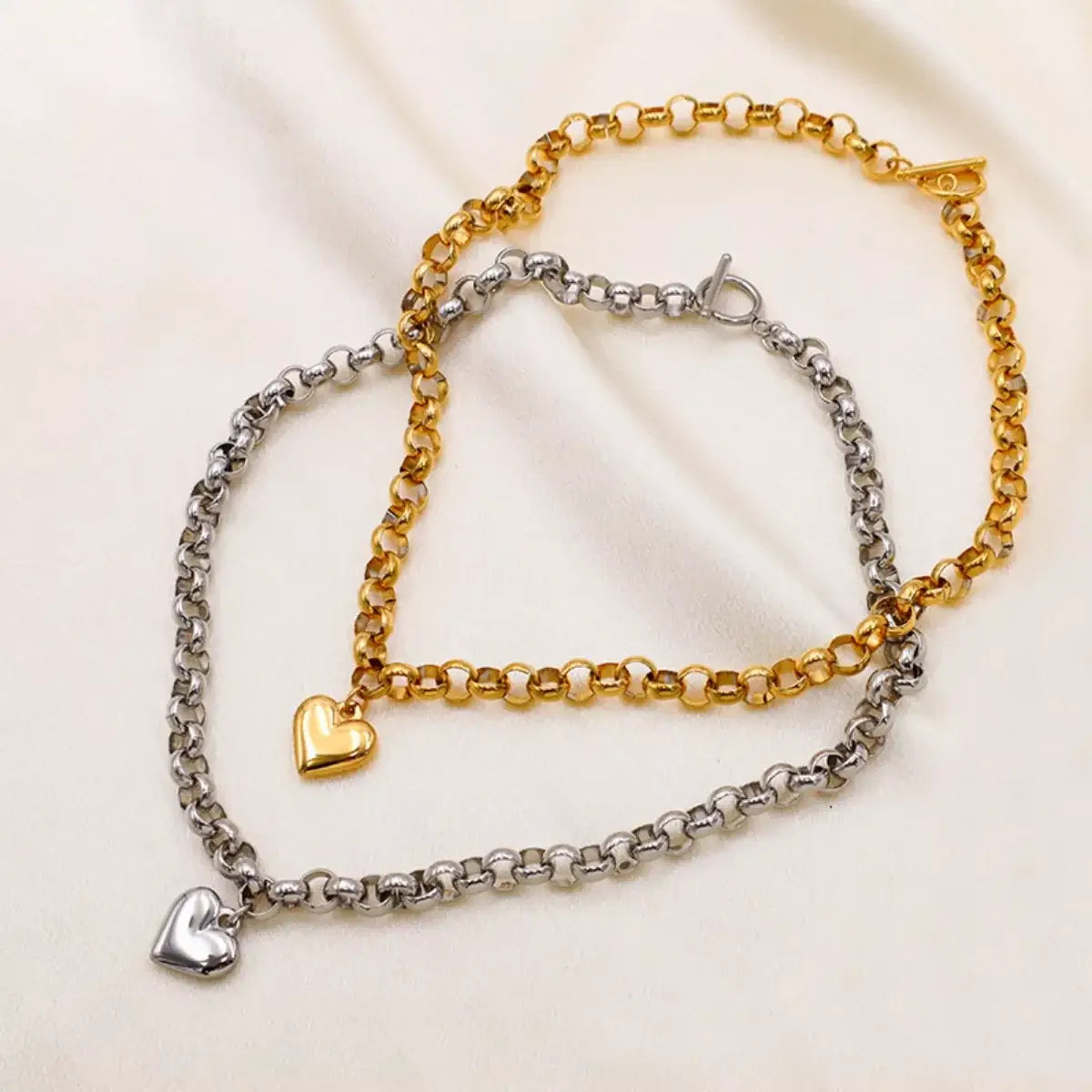 Heart Pendant Toggle Clasp Chain Necklace - Trendsi - Flyclothing LLC