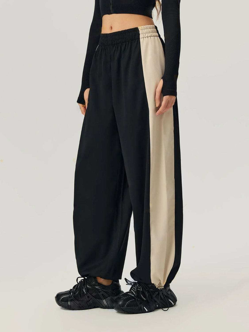 Drawstring Hem Contrast Elastic Waist Pants - Trendsi - Flyclothing LLC