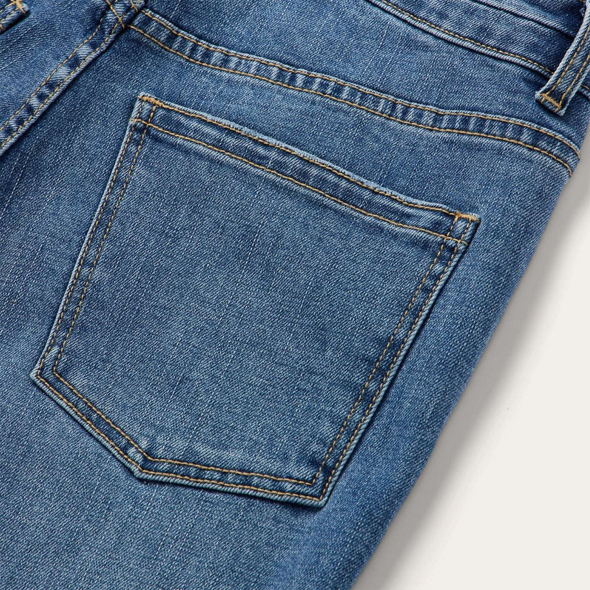 Stetson 915 High-Rise Straight Fit Jeans Blue Medium Wash - Blue Medium Wash