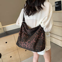 Leopard Adjustable Strap Tote Bag - Trendsi
