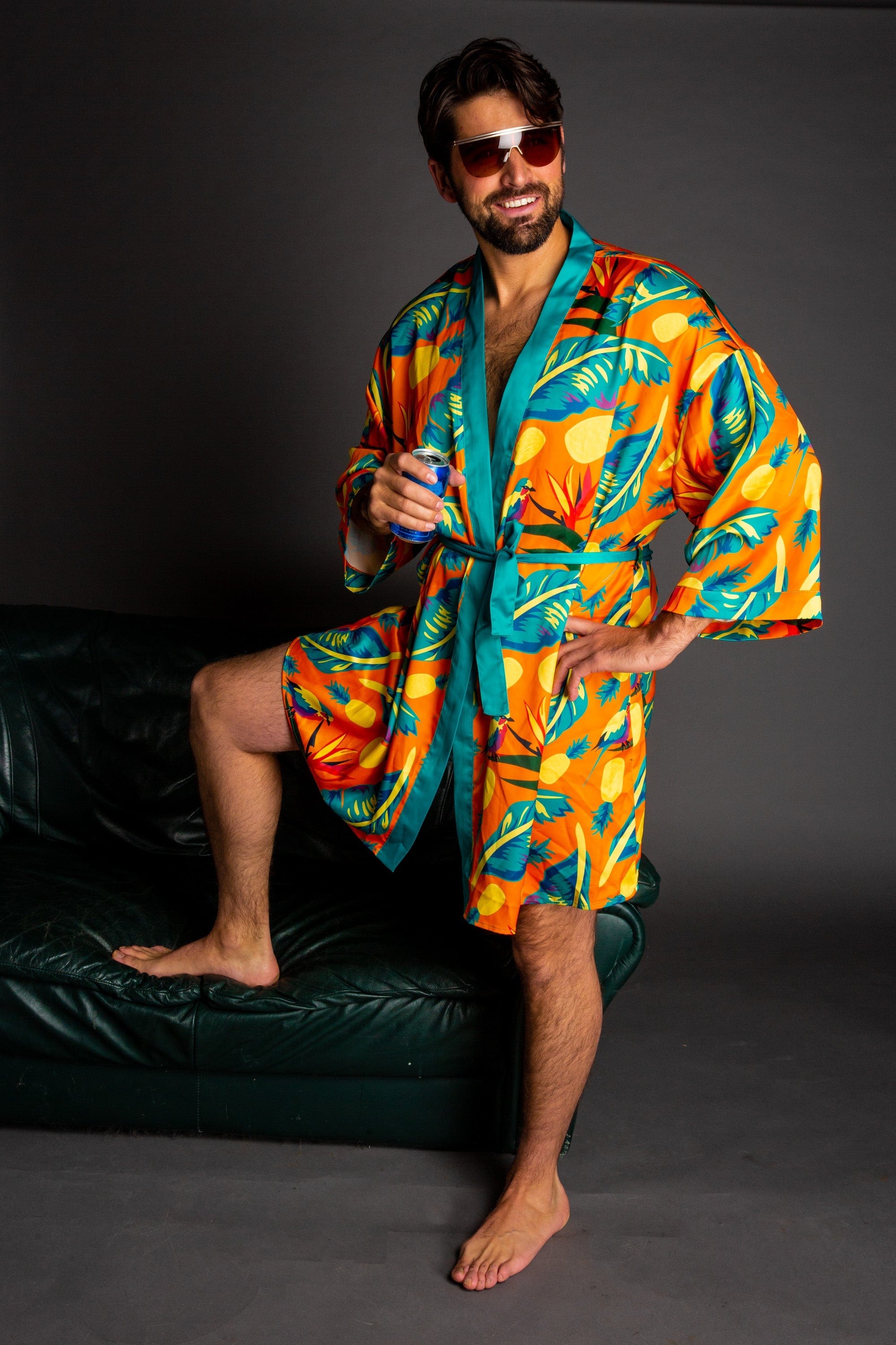 The Cruise Ship Casanova | Hawaiian Party Kimono - Shinesty