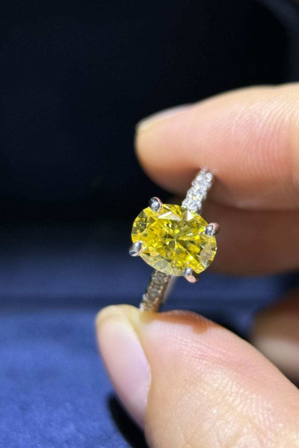 2 Carat Moissanite 925 Sterling Silver Ring - Trendsi - Flyclothing LLC