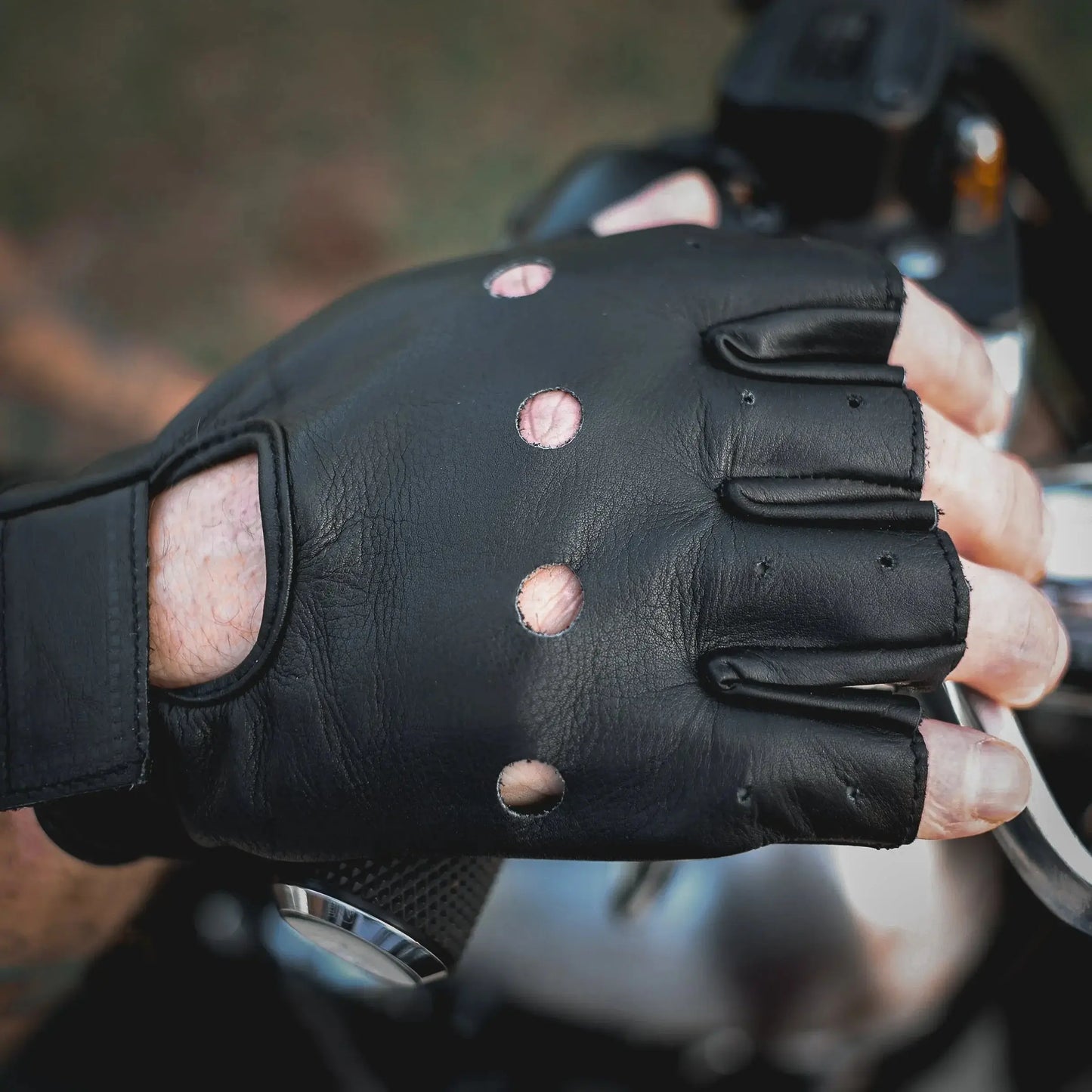Men’s Half Finger Motorcycle Gloves with Strap - Unik Just for Bikers - Flyclothing LLC