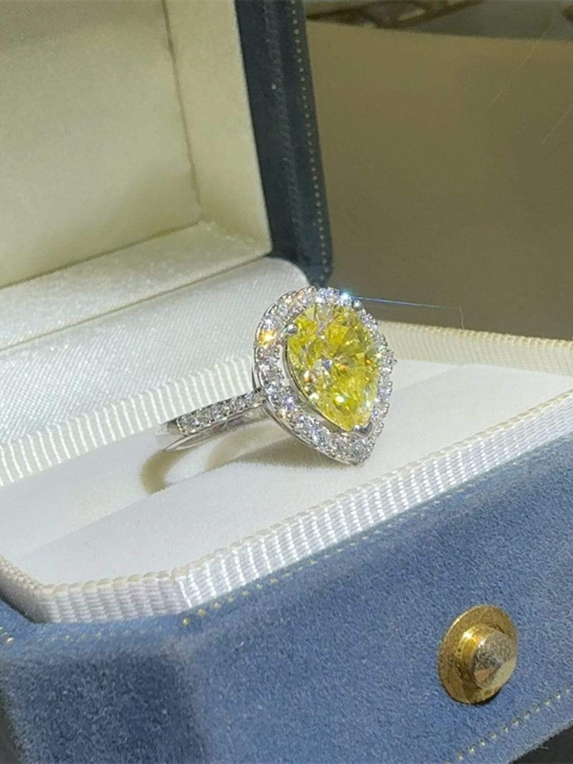 2 Carat Moissanite 925 Sterling Silver Teardrop Shape Ring - Trendsi - Flyclothing LLC
