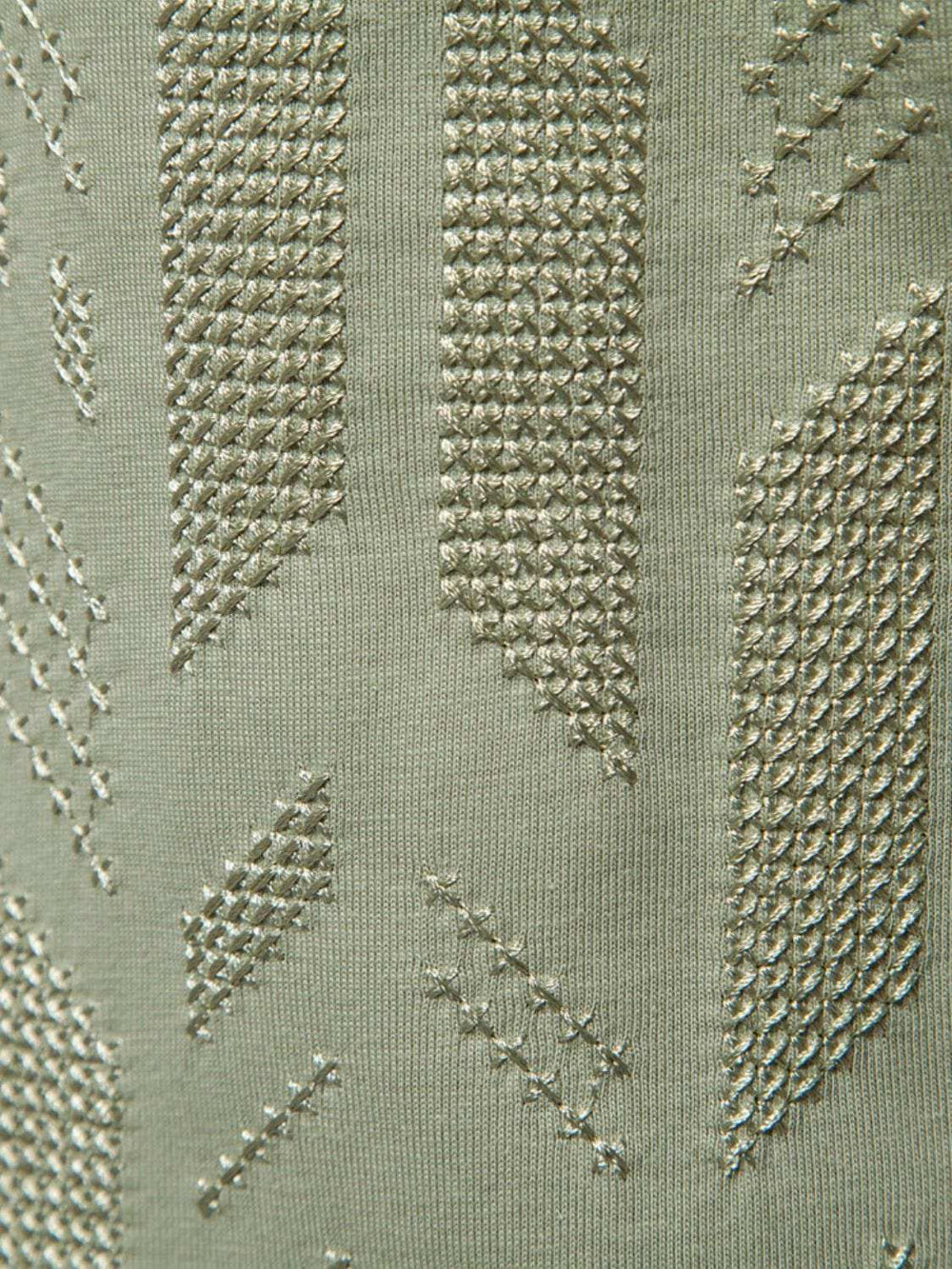 Men's Round Neck Geometric Embroidered T-Shirt - Trendsi - Flyclothing LLC