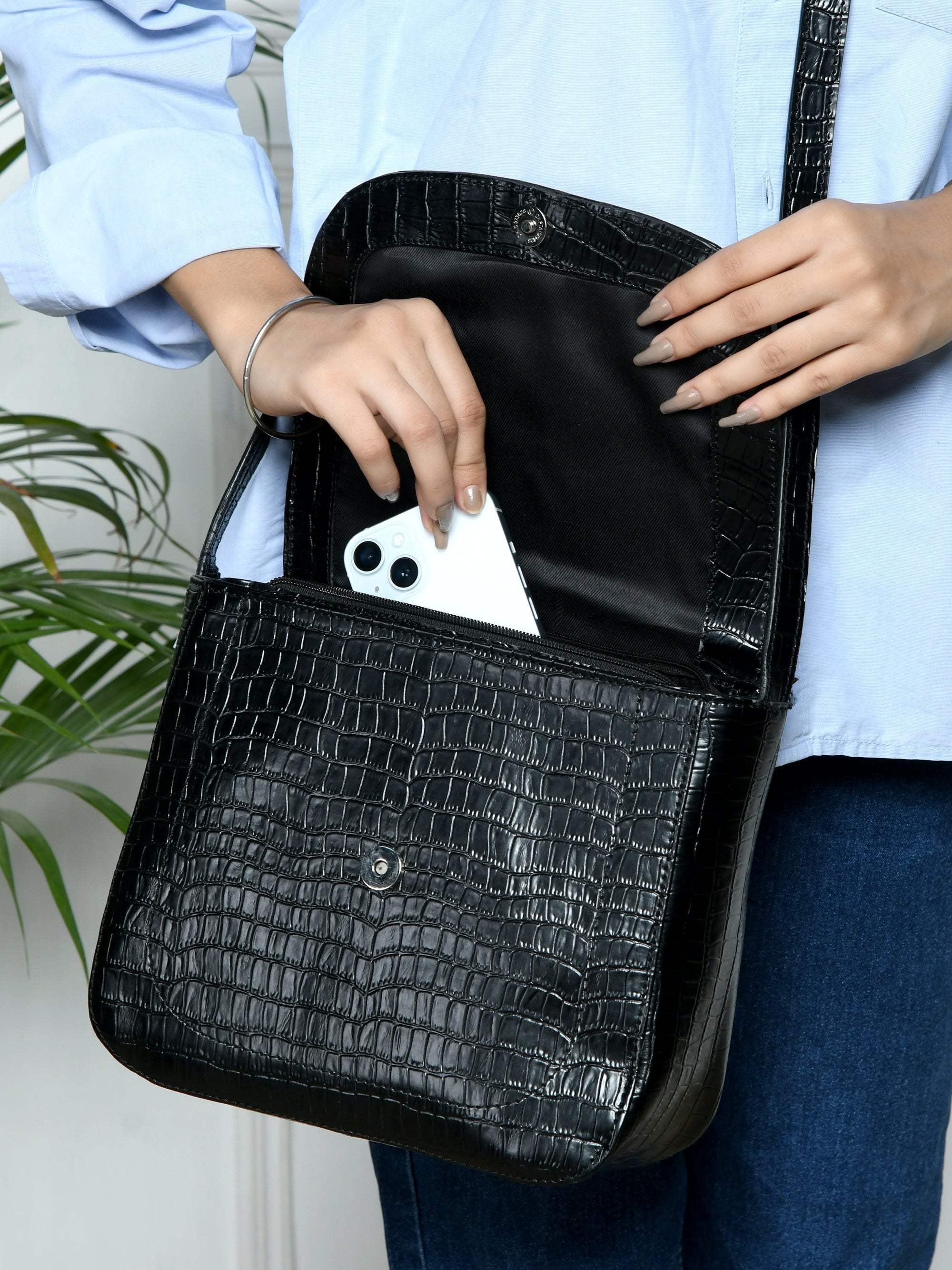 Diva Black Croco Sling Bag - Classy Leather Bags - Flyclothing LLC
