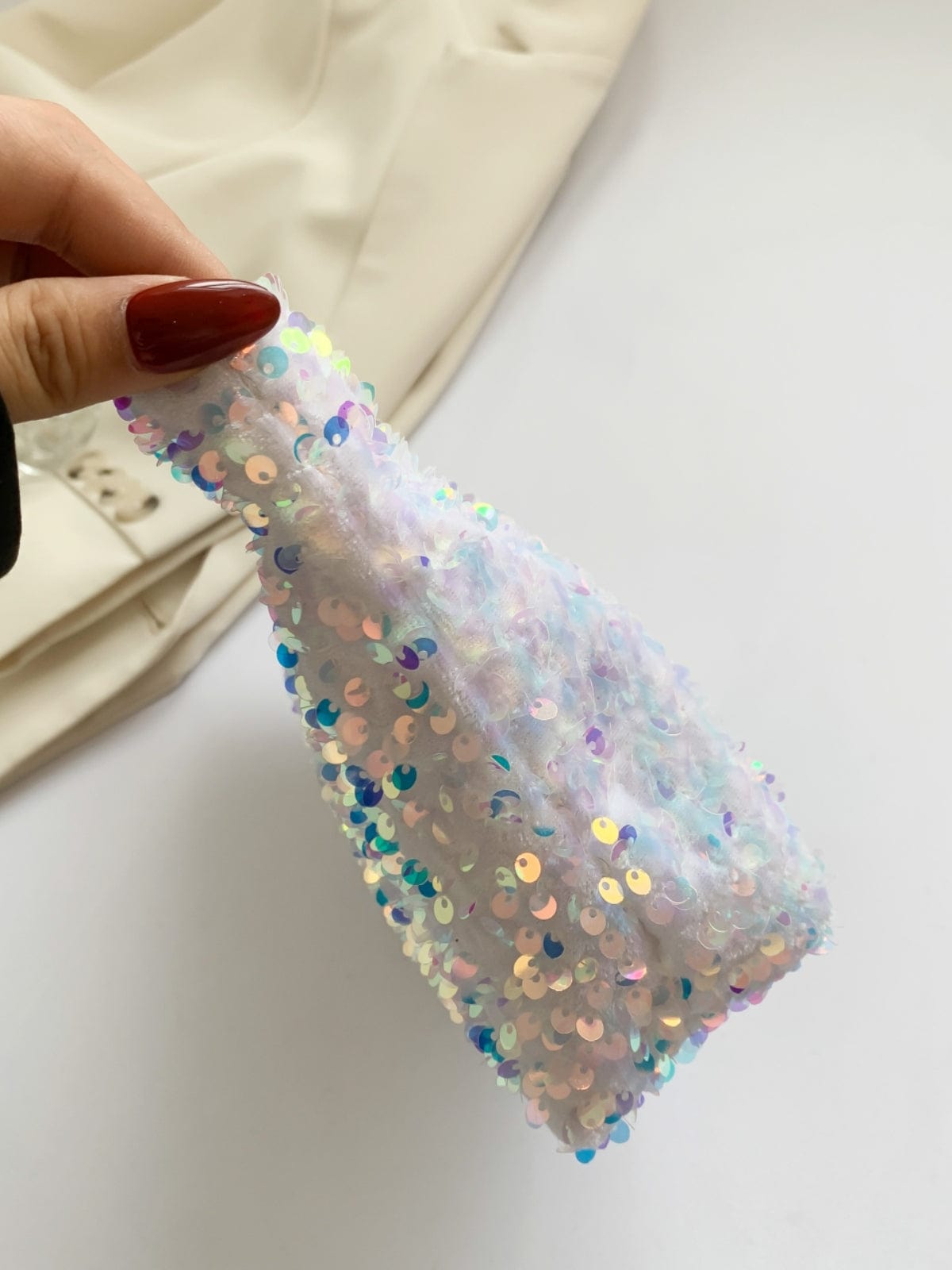 Sequin Clutch with Zipper - Trendsi
