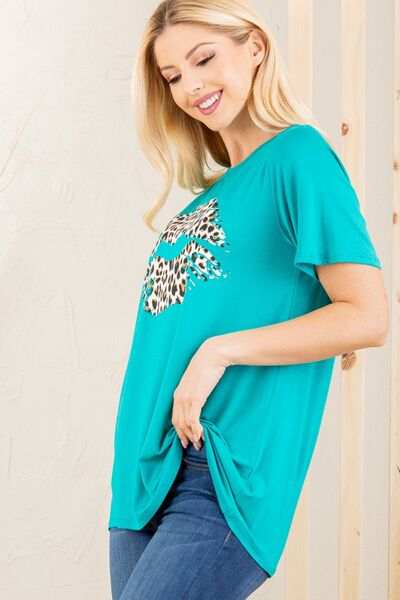 Heimish Full Size Leopard Lip Round Neck Short Sleeve T-Shirt Plus Size - Trendsi - Flyclothing LLC