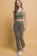 Love Tree High Waist Flare Active Leggings with Side Pockets - Trendsi