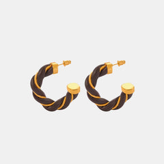 Pendientes de aro en forma de C con cuerda de cuero retorcida