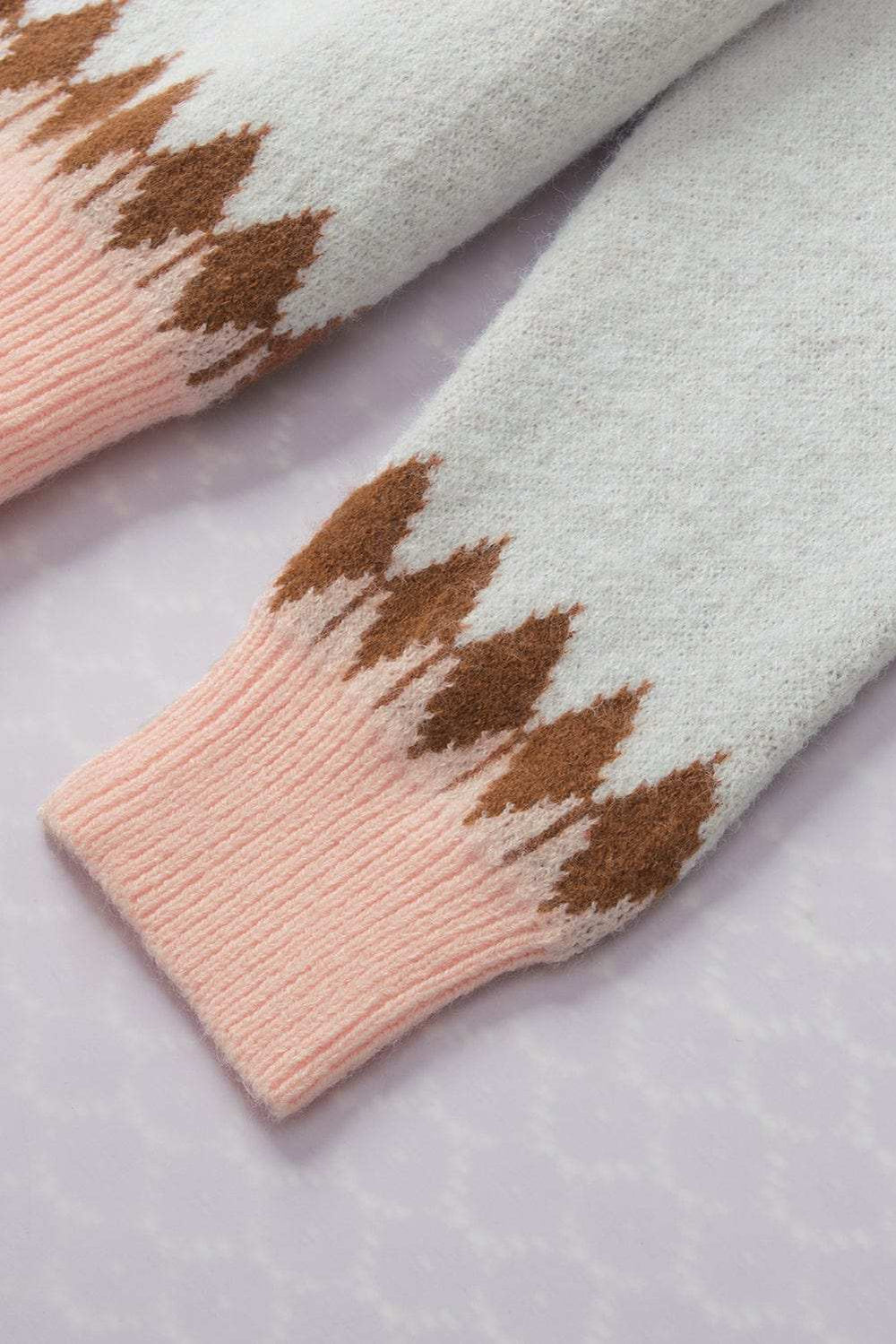 Geometric Contrast Round Neck Long Sleeve Sweater - Trendsi - Flyclothing LLC