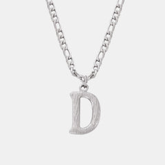 Collar con colgante de letras de acero de titanio
