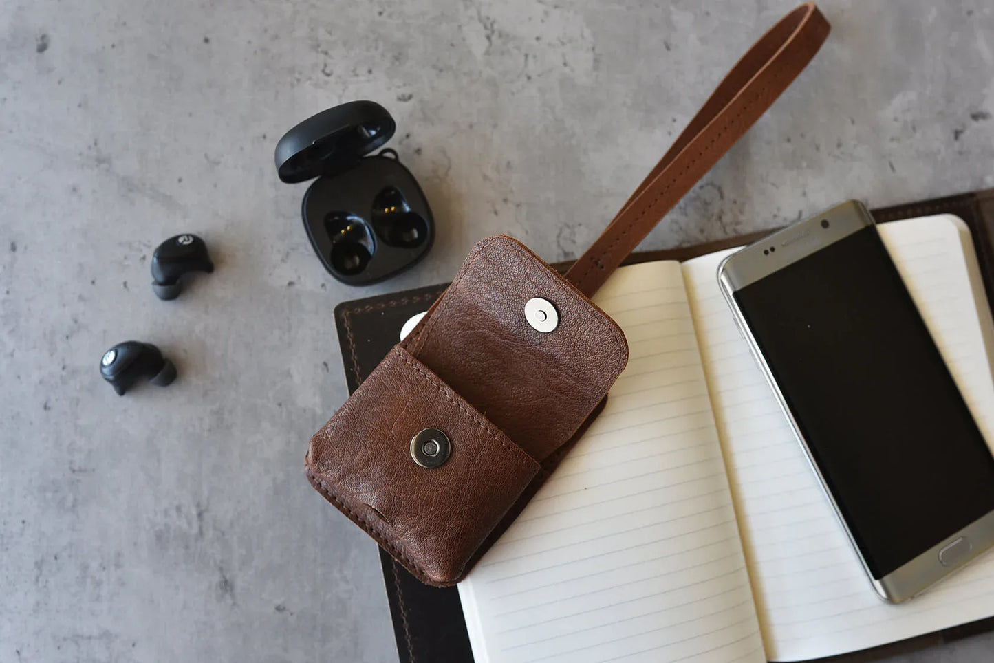 Leather Airpod Holder - Kiko Leather - Flyclothing LLC