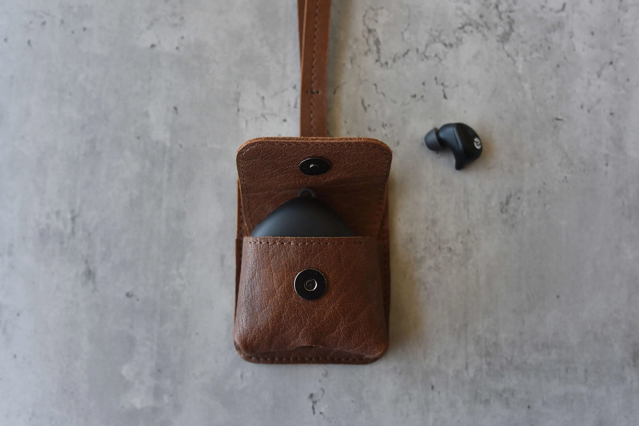 Leather Airpod Holder - Kiko Leather - Flyclothing LLC