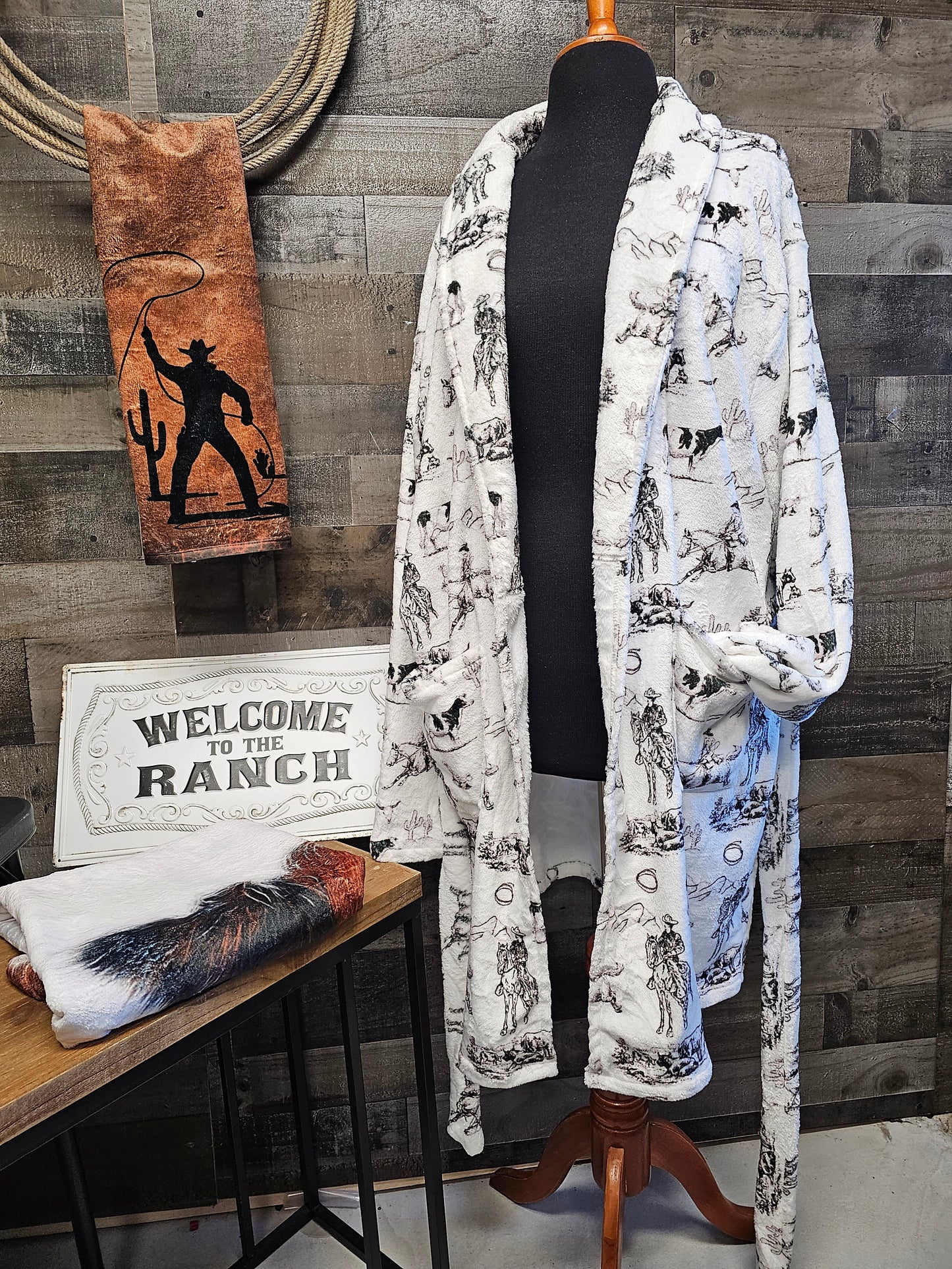 Baha Ranch Ranch Life Women's Western Bath Robe