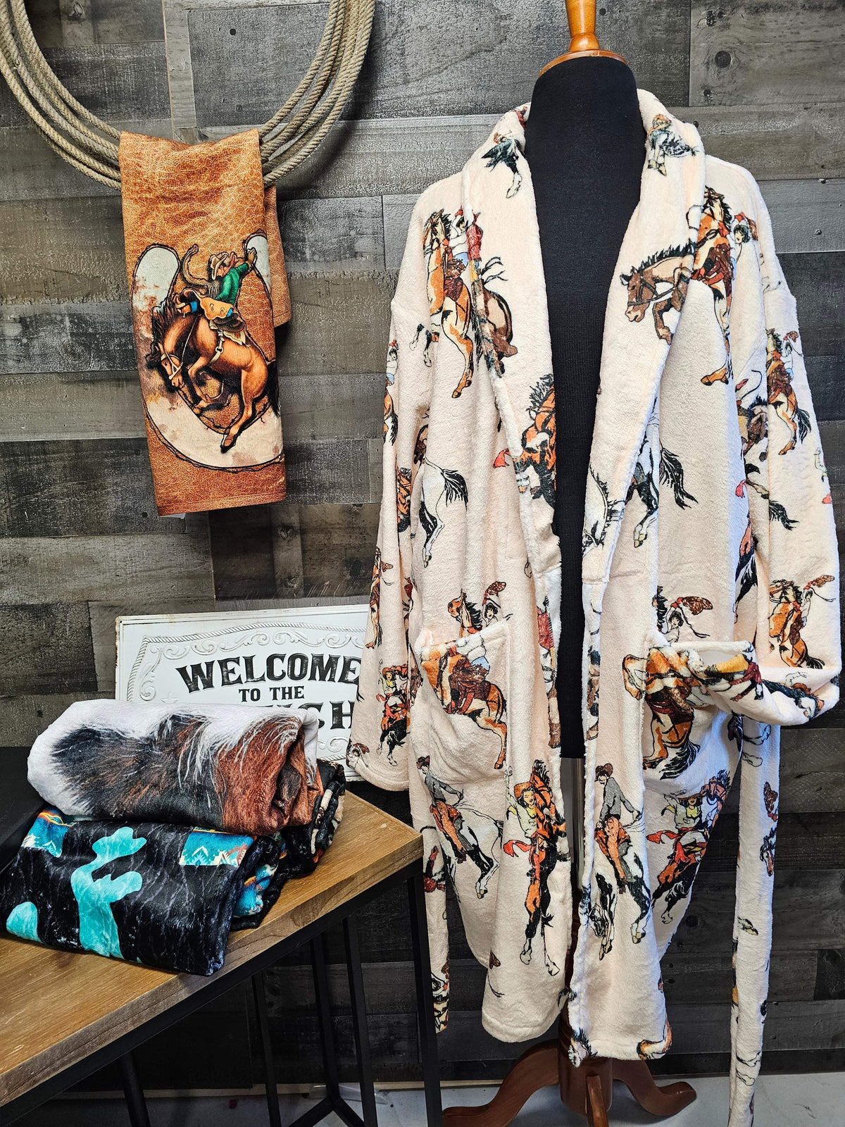 Baha Ranch Vintage Cowgirl Women's Bath Robe - Baha Ranch Western Wear - Flyclothing LLC