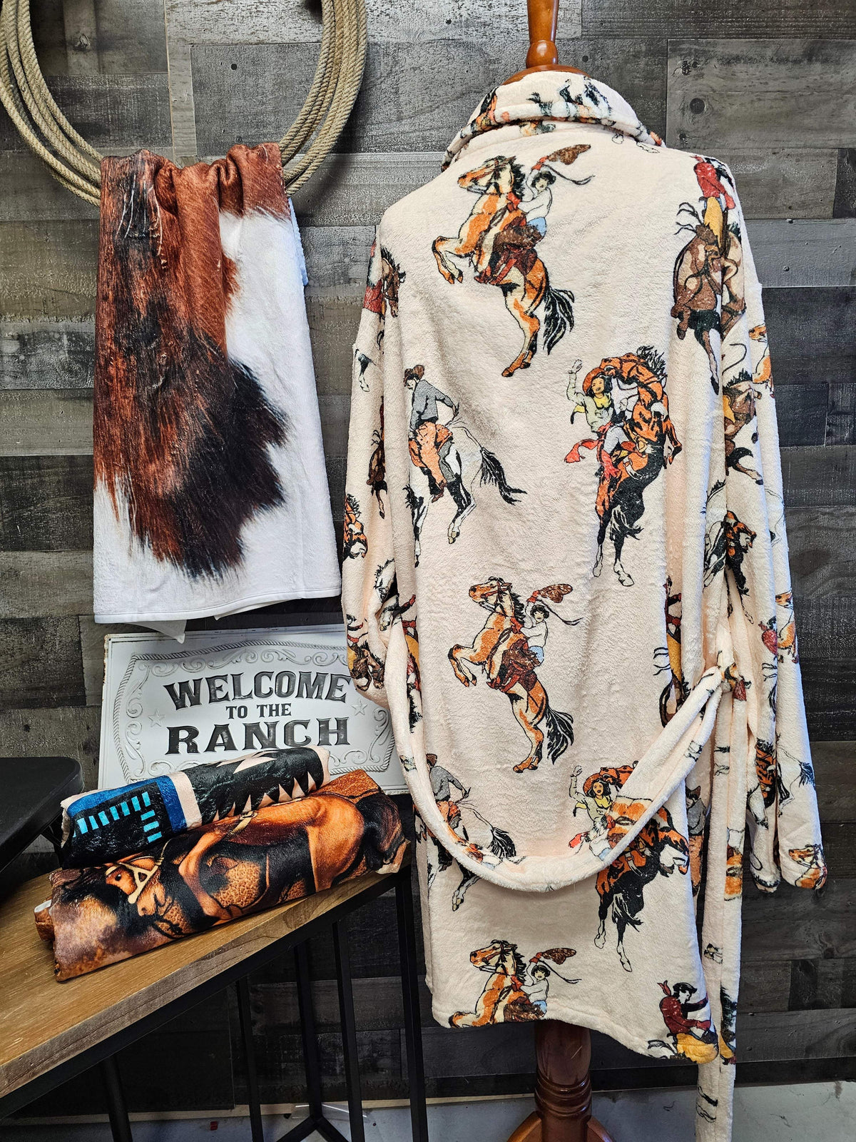 Baha Ranch Vintage Cowgirl Women's Bath Robe - Baha Ranch Western Wear - Flyclothing LLC