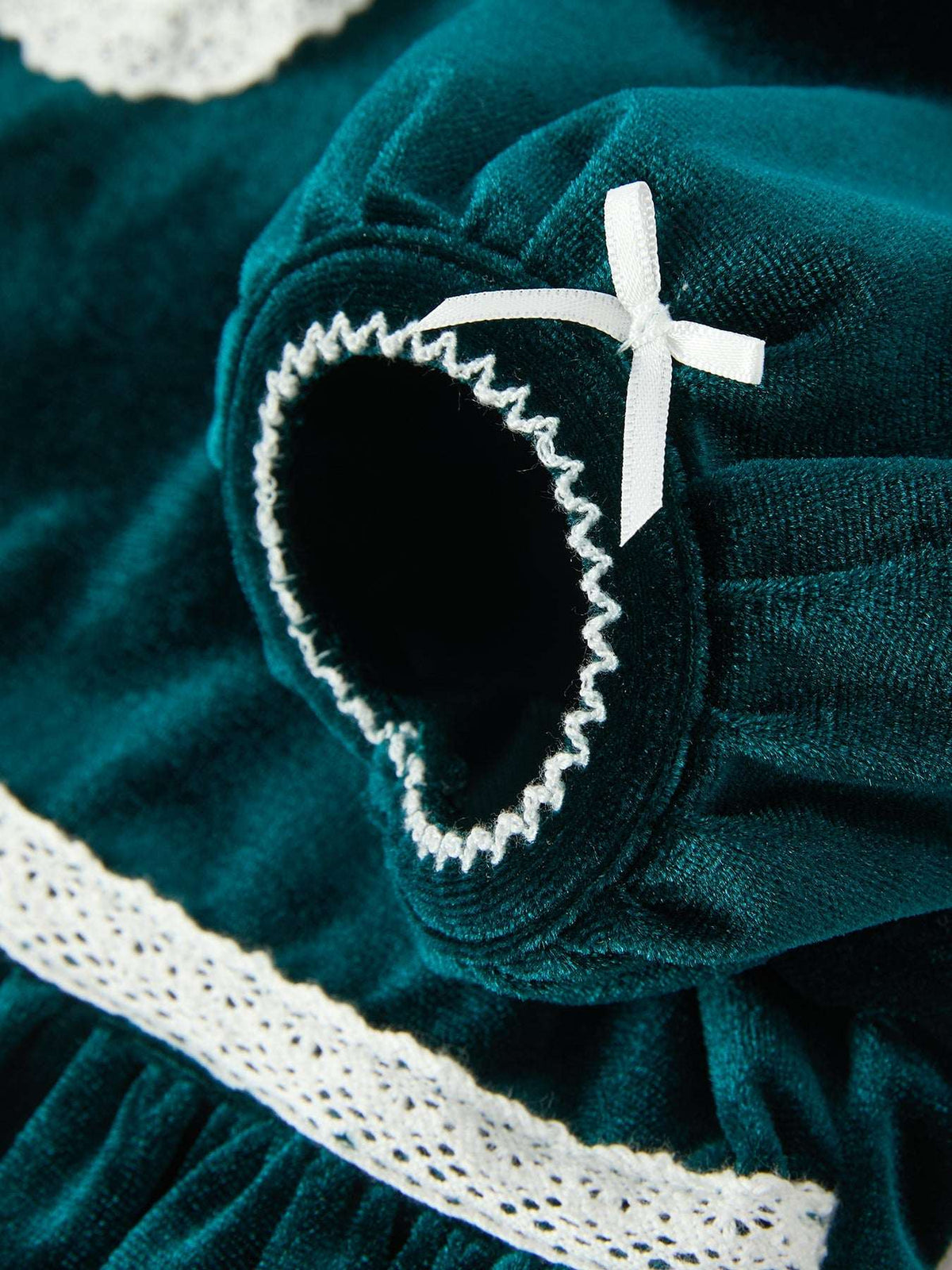 Girls Emerald Green Velvet Lace Collar Christmas Dress - Rylee Faith Designs - Flyclothing LLC