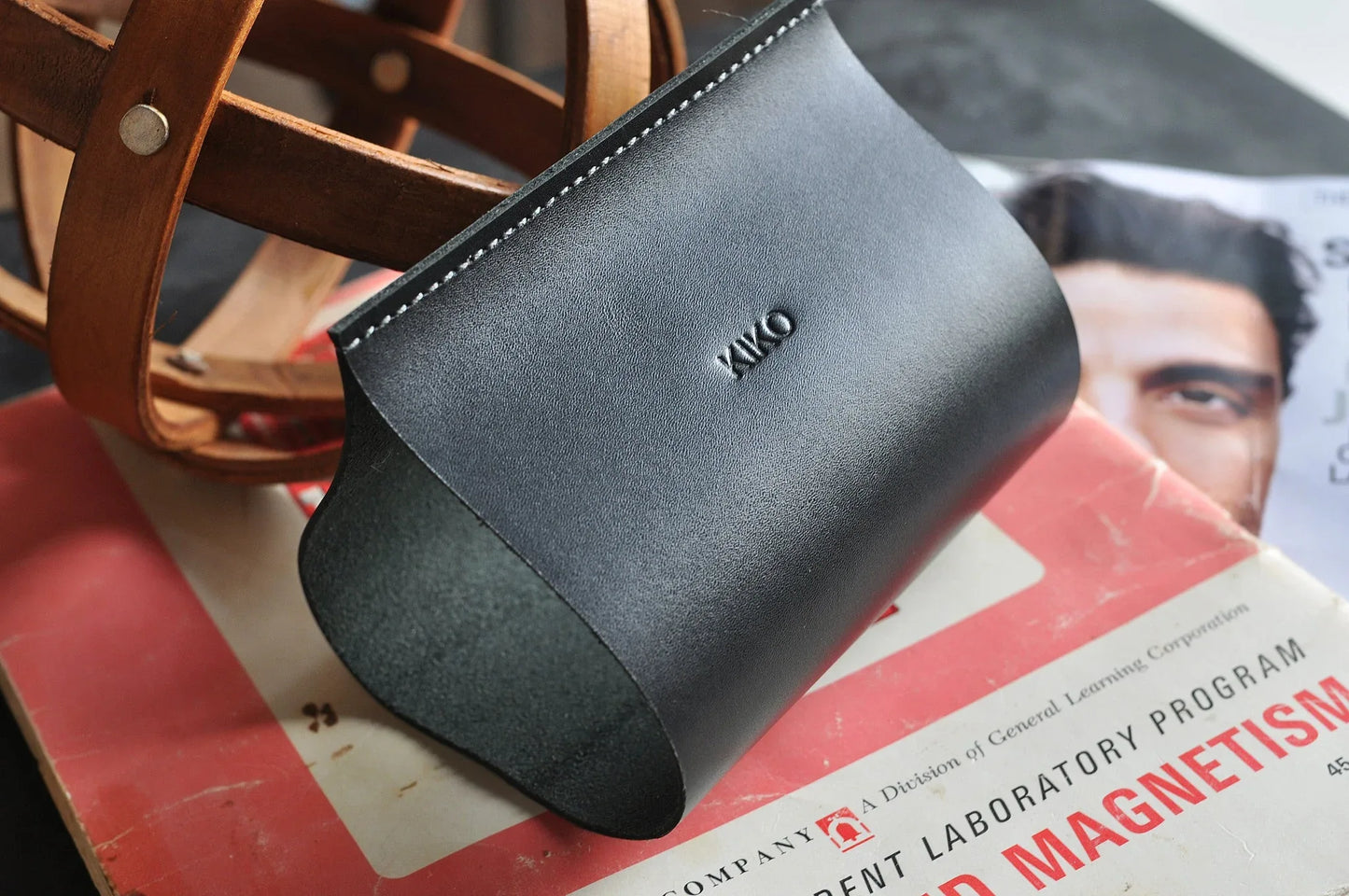 Newspaper/Magazine Holder - Kiko Leather - Flyclothing LLC