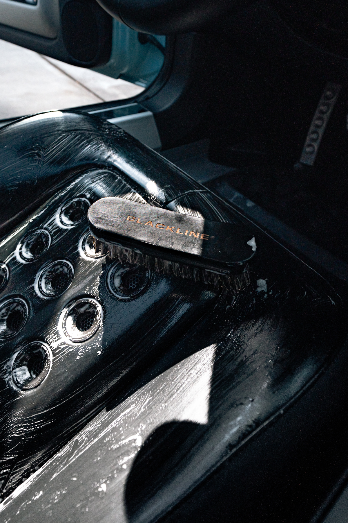 BLACKLINE® LEATHER BRUSH - Blackline Car Care - Flyclothing LLC